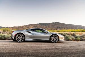 Ferrari F8 Tributo 2020 года  (NA)